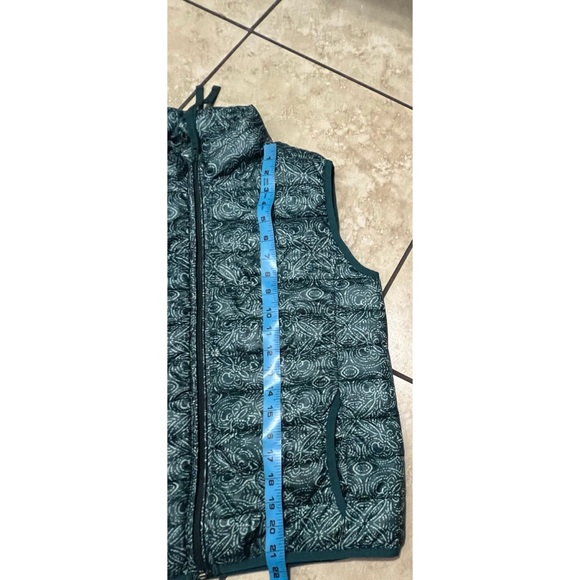 Velvet by Graham & Spencer Vest Green - Picture 4 of 6